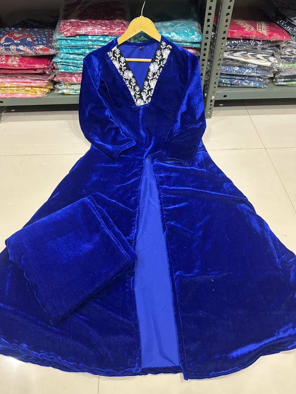 Blue Pure Velvet Suit Set with Thread Embroidery